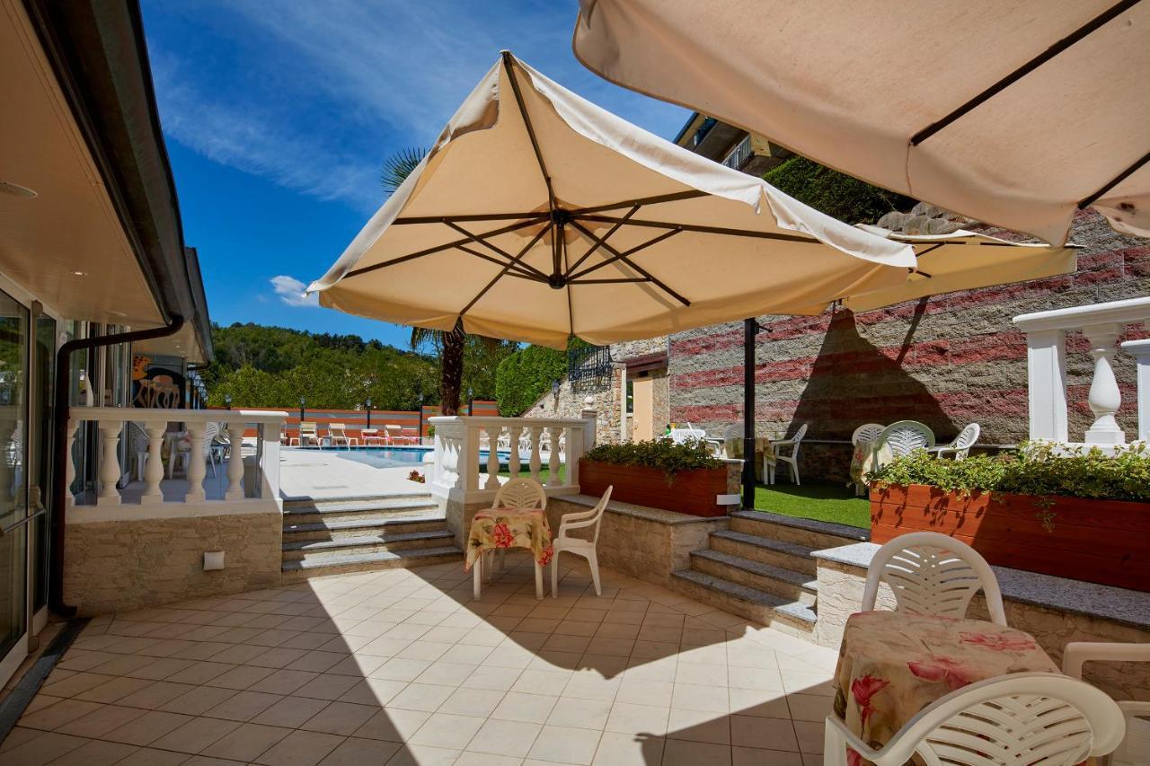 Hotel Plaza 3*